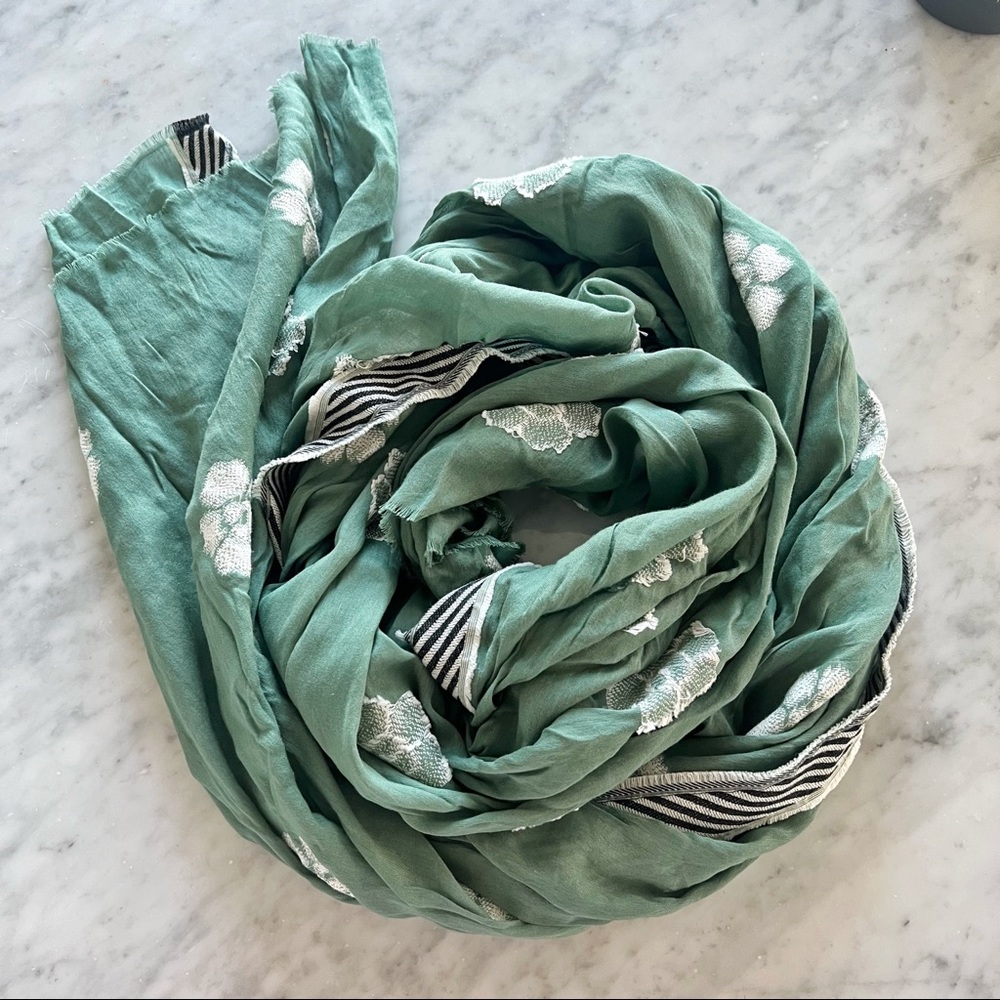 Ann Taylor flower and stripe scarf